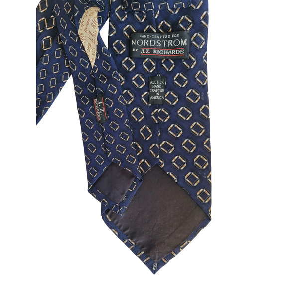 JZ Richards Navy Yellow Conservative Repeating Pattern Silk Tie - Picture 7 of 8